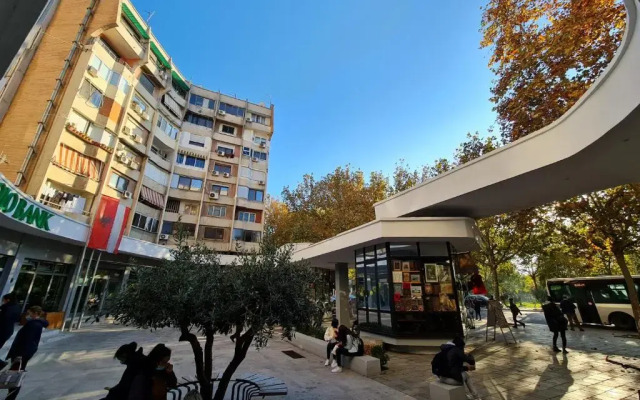 9 Katëshet Apartment