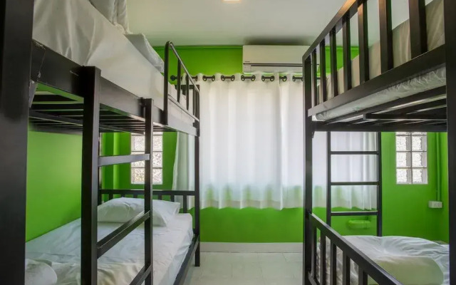 Why Not Hostel and Kitchen