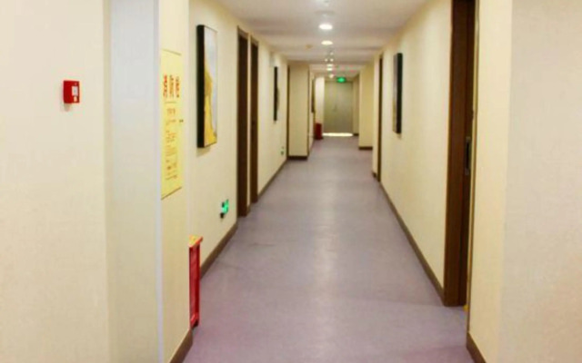 Jun'an Business Hotel