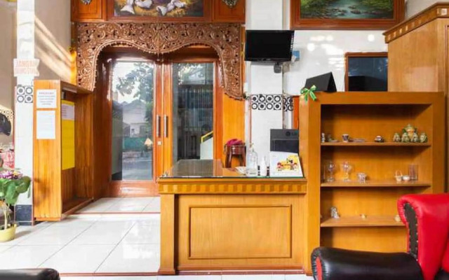 Homestay Gayatri Sawojajar near Univ. Negeri Malang Kampus 2 RedPartner
