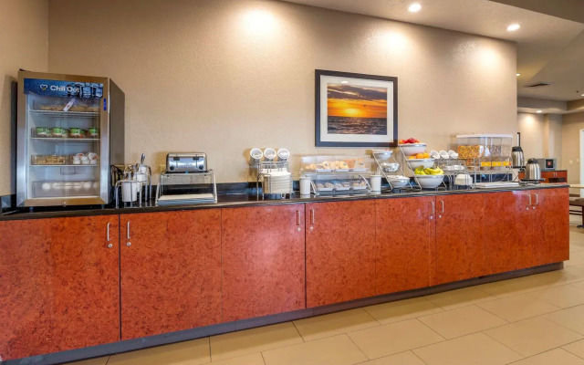 Comfort Suites Merrillville near US 30