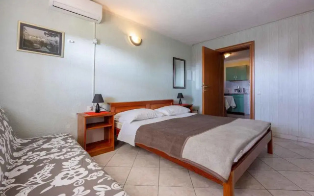 Studio in Crikvenica 42250