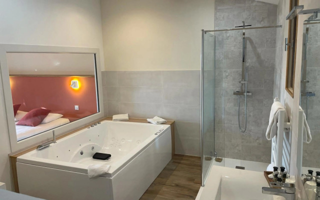 Hotel l'Estirado des Adrets