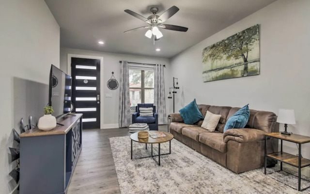 Lago Vista Townhome Near Lake Travis!