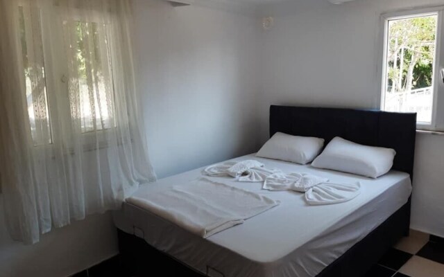 Selina Hotel