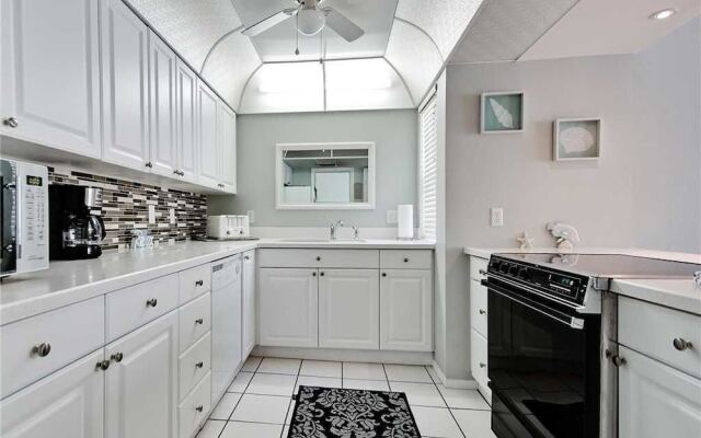 Bay Oaks D22 - Two Bedroom Condo