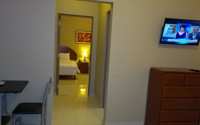 Suites Larco 656