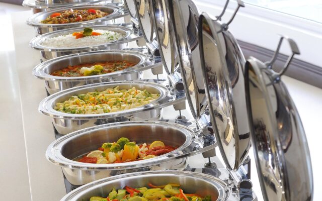 Al Safir Hotel & Tower