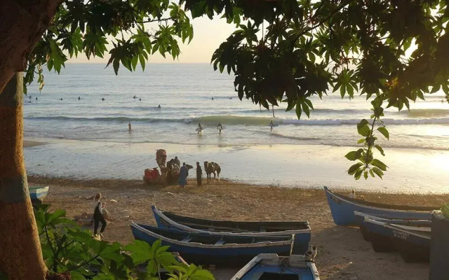 Maranga Surfvilla - Hostel