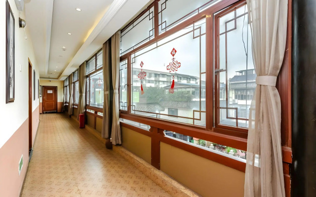Chengdu Holly Hostel