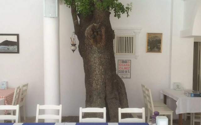 Ministar Hotel