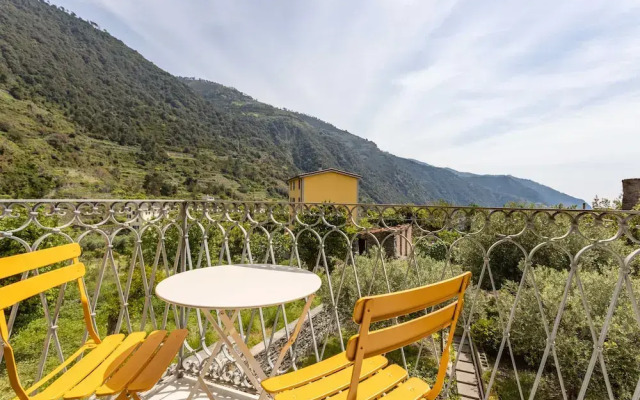 JOIVY Lovely Flat W/ Private Parking In 5 Terre