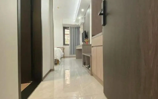 Movie Star Hotel