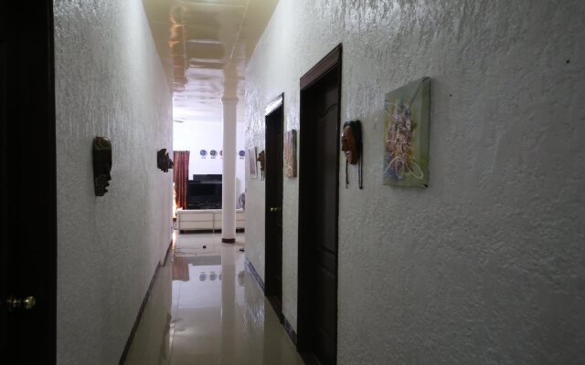 Dee GuestHouse