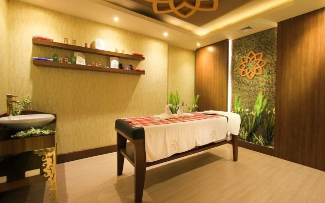 Naskon Sapphire Resort & Spa