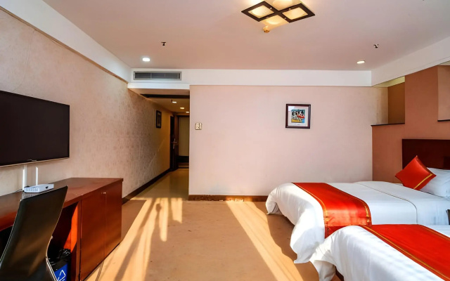 Xinhua Hotel