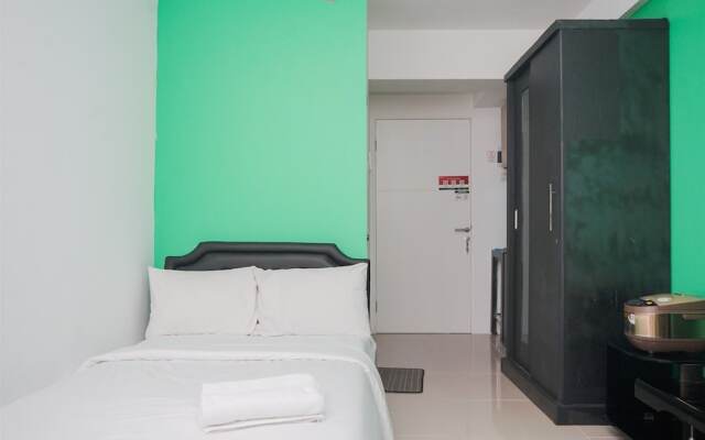 Homey And Simply Look Studio Room At Urbantown Serpong Apartment