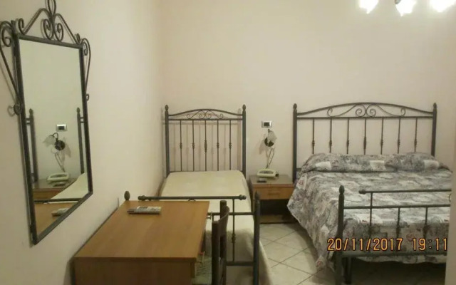 Hotel Degli Amici
