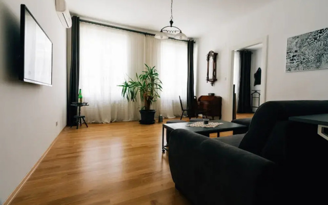 Apartment Mazuranic Square