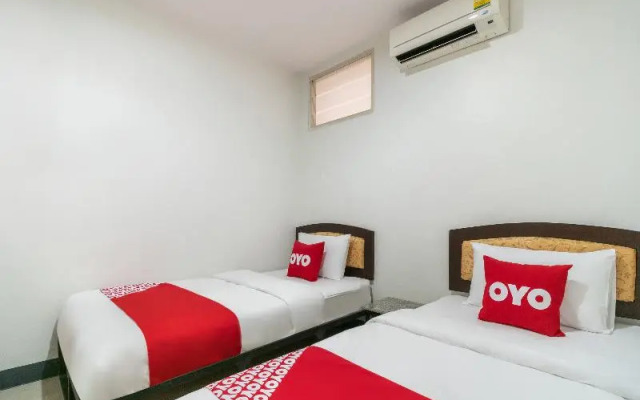 OYO 678 The Room Relax