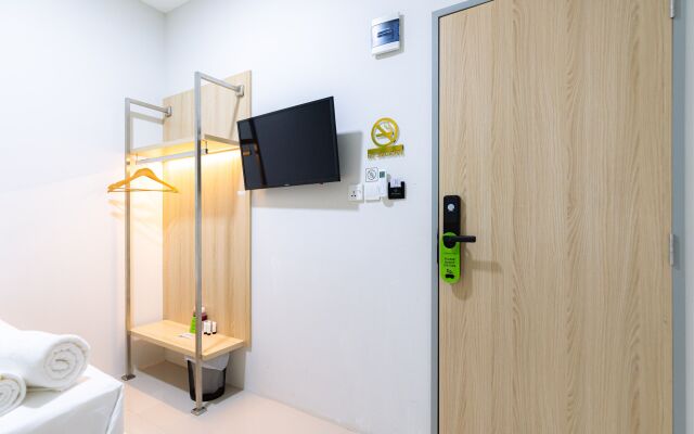 Urbanview Hotel R House Batam by RedDoorz