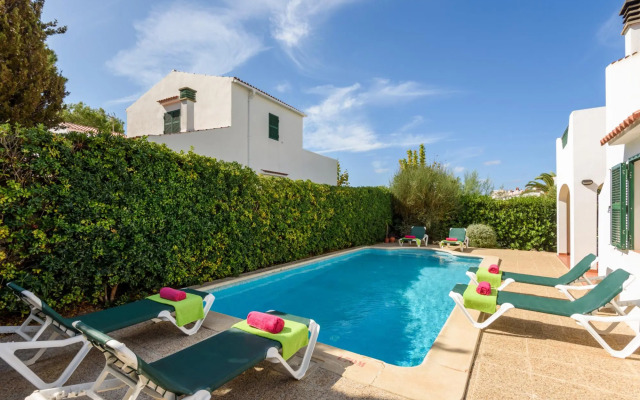 Villa Juanita Blanes