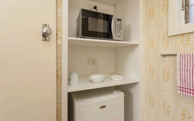 The Club Motel and Apartments