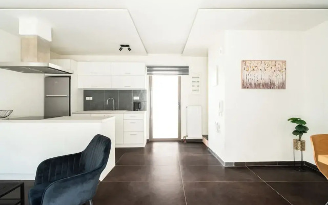 Elysee apartment 9A