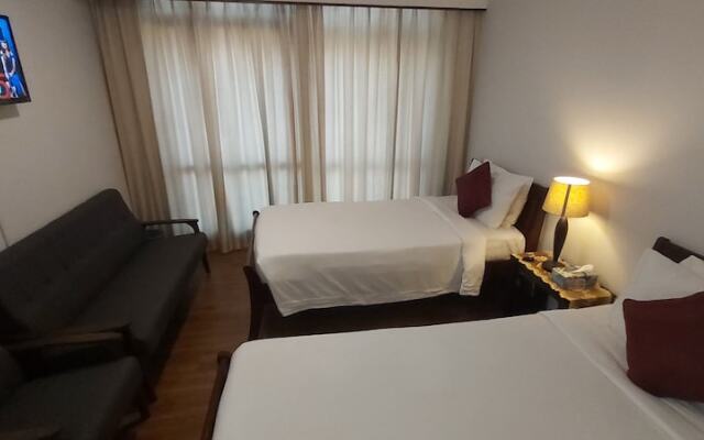 Times Square by Rihanna Service Suite