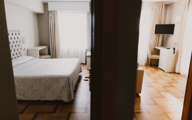 Hotel Metropole