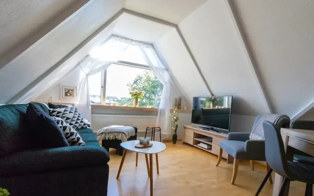 Apartment F11