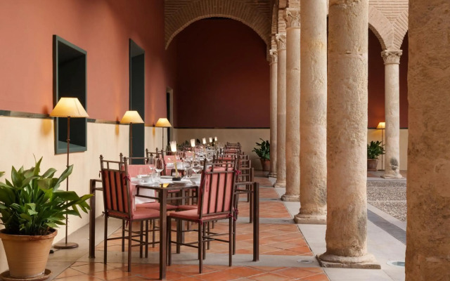 Hotel Palacio de Santa Paula, Autograph Collection
