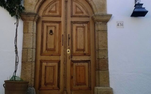 Cosmos Home Lindos