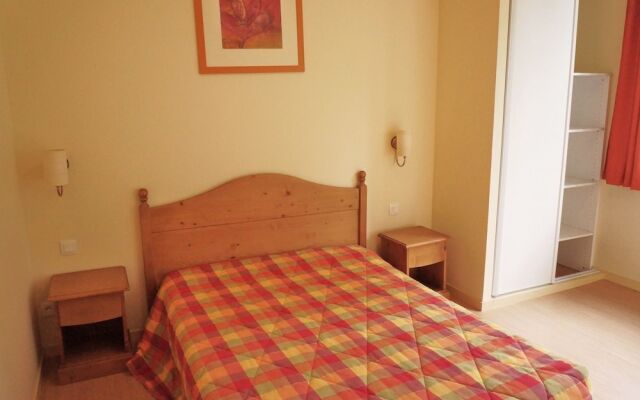 Logement n103 4pers face aux Thermes