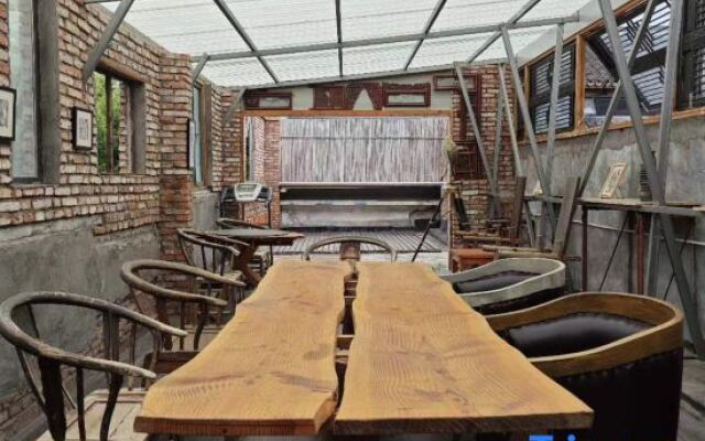Qinyan Art House