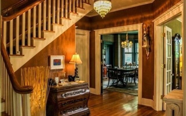 The Brown Street Inn