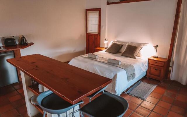 Dreamland Beach House & Studios at Supertubes