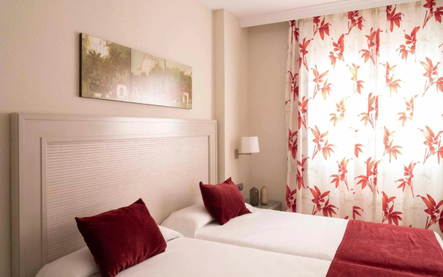Ona Marinas de Nerja Spa Resort