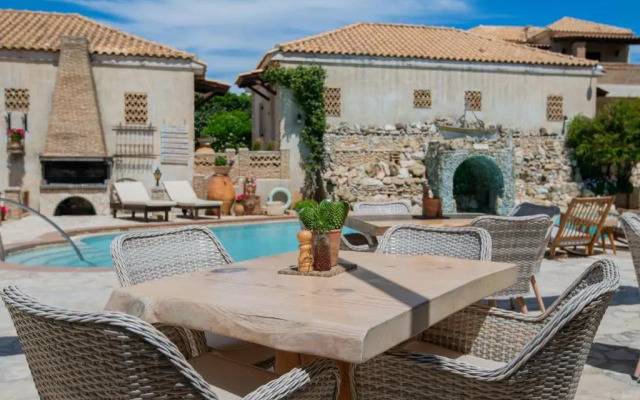 Garden Village Hotel