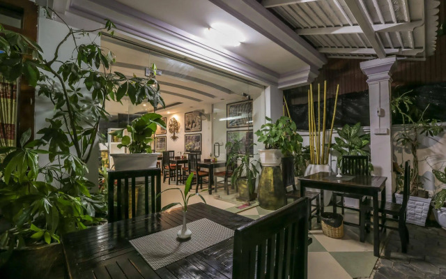 Adan World Hostel