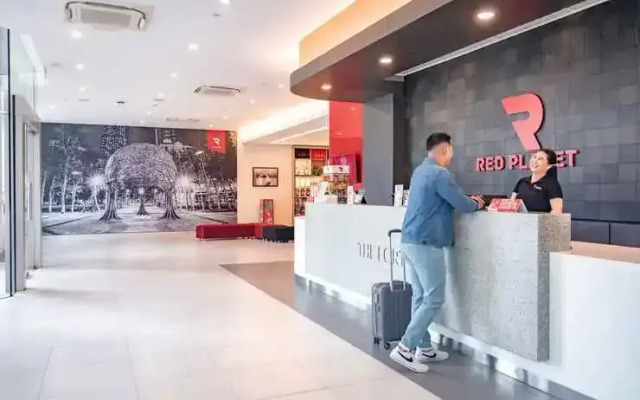Red Planet BGC The Fort
