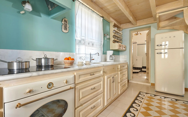 Orelia Cretan Villas & Deluxe Apartments