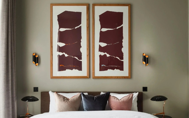 The Knaresborough by Aura Collection