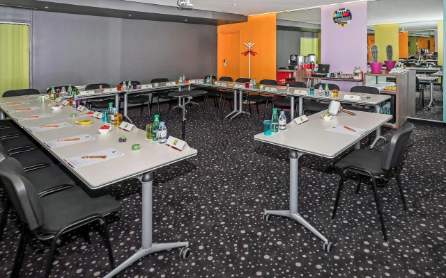 ibis Styles Paris Tolbiac Bibliotheque