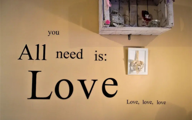 La Maison de Nina Vatican Home