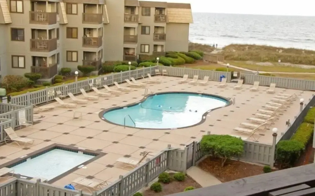 Shore Drive Quarters