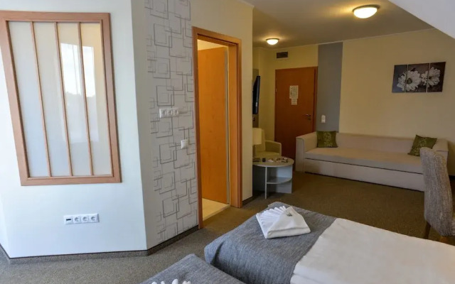 Granada Conference, Wellness & Sport Hotel