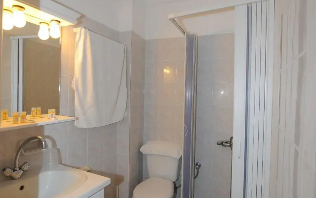 Orfeas Apartments