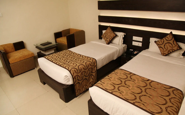 OYO Premium Allahabad Civil Lines