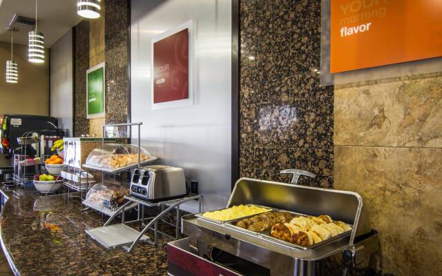 Comfort Suites West Dallas - Cockrell Hill